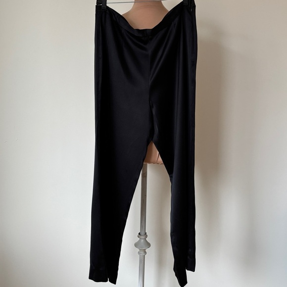 St. John Evening Kate Black Silk Wide Leg High Rise Side Zip Dress Pants EUC 10 - Picture 1 of 8